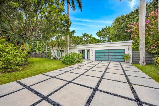 8201 SW 62nd Ave, South Miami, FL 33143