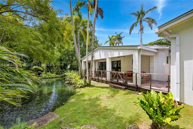 8201 SW 62nd Ave, South Miami, FL 33143