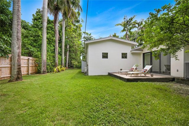 8201 SW 62nd Ave, South Miami, FL 33143