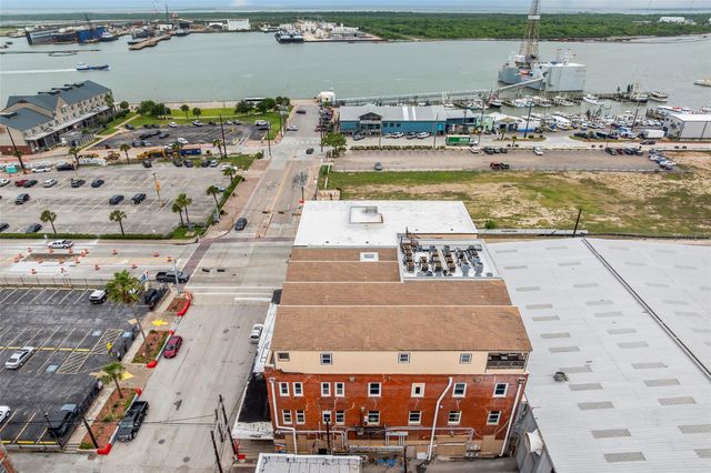 1927 Harborside Drive 304, Galveston, TX 77550