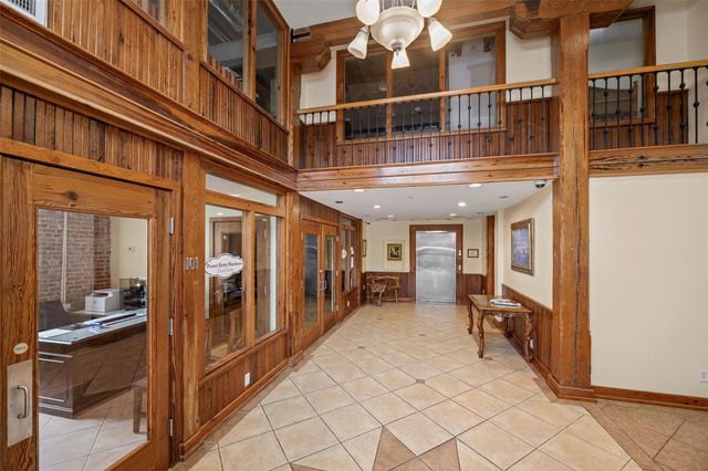 1927 Harborside Drive 304, Galveston, TX 77550