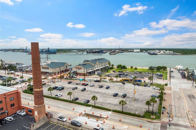 1927 Harborside Drive 304, Galveston, TX 77550