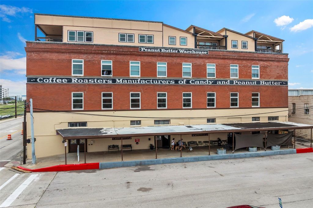 1927 Harborside Drive 304, Galveston, TX 77550