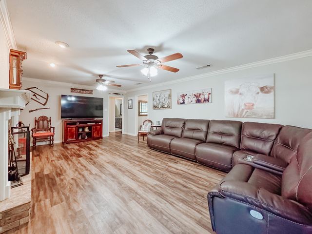 2809 Lafayette Street, Corsicana, TX 75110