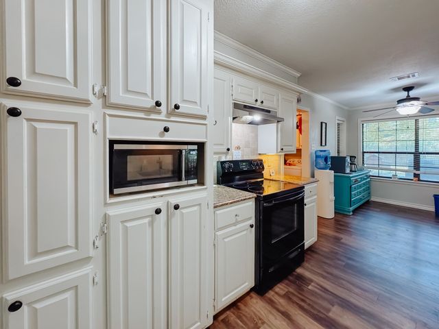 2809 Lafayette Street, Corsicana, TX 75110