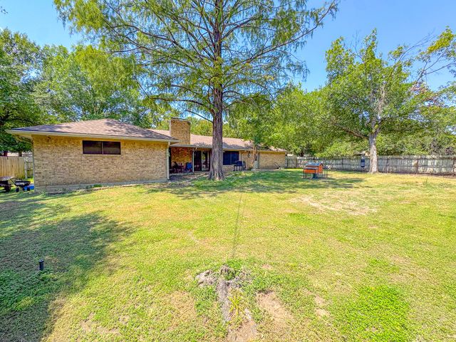 2809 Lafayette Street, Corsicana, TX 75110