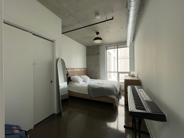 810 N CLARK Street 901, Chicago, IL 60654