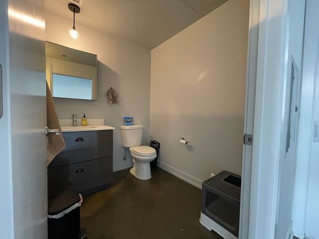 810 N CLARK Street 901, Chicago, IL 60654