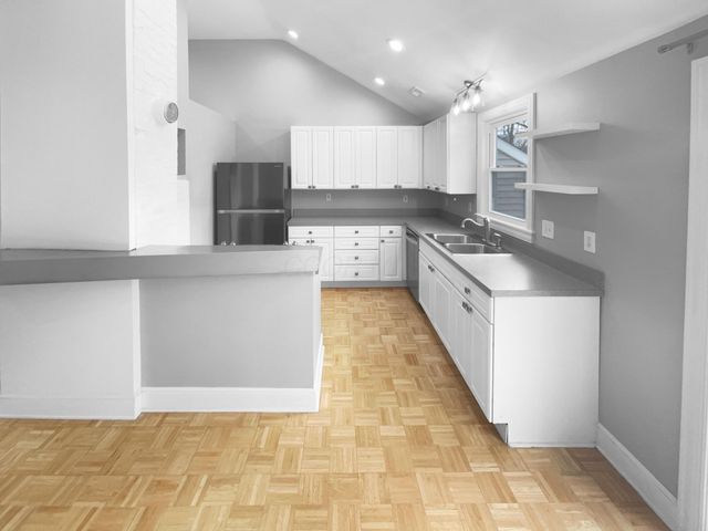 281 E Selby Boulevard, Columbus, OH 43085