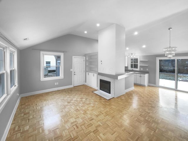 281 E Selby Boulevard, Columbus, OH 43085