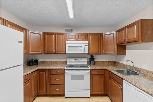 1356 Glenns Bay Rd Apt 203D, Surfside Beach, SC 29575