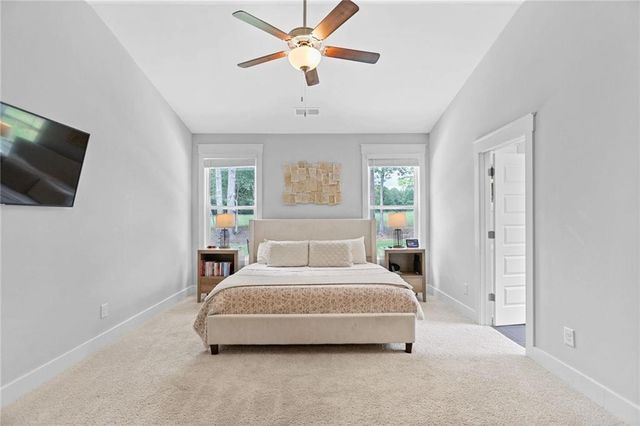 96 Whites Pond Road, Moreland, GA 30259