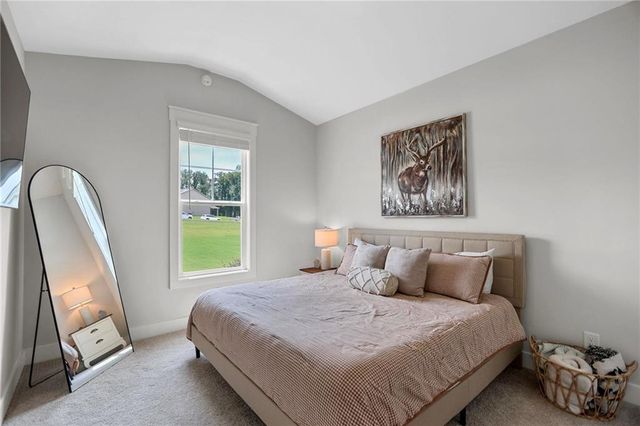 96 Whites Pond Road, Moreland, GA 30259