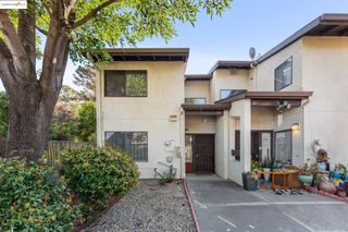 9663 Elmview, Oakland, CA 94603