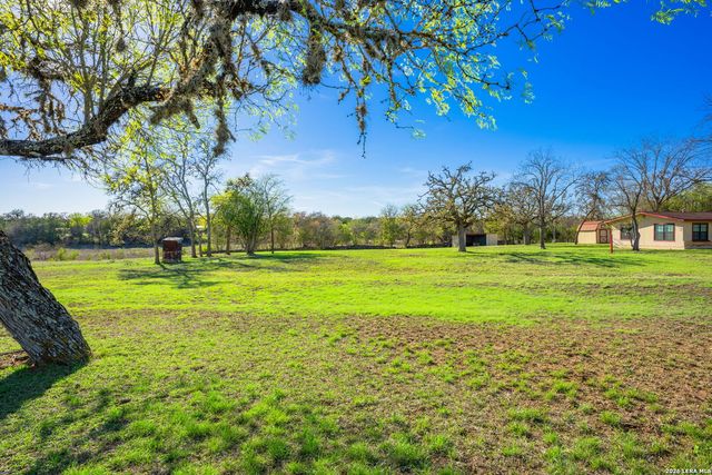 4317 State Hwy 173, Bandera, TX 78003