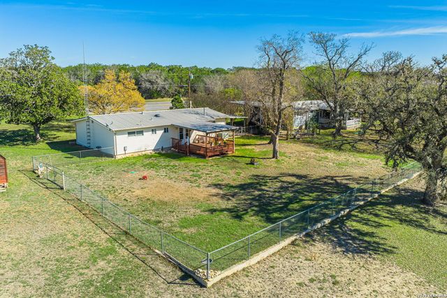 4317 State Hwy 173, Bandera, TX 78003