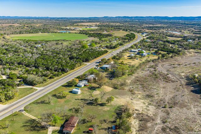 4317 State Hwy 173, Bandera, TX 78003