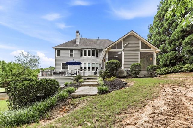 411 Hunting Hills Drive, Braselton, GA 30517
