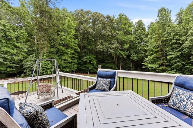 411 Hunting Hills Drive, Braselton, GA 30517