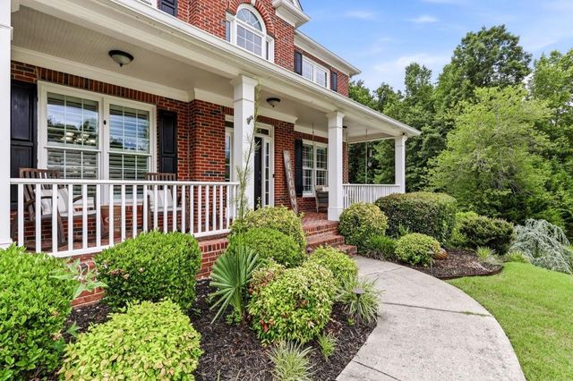 411 Hunting Hills Drive, Braselton, GA 30517