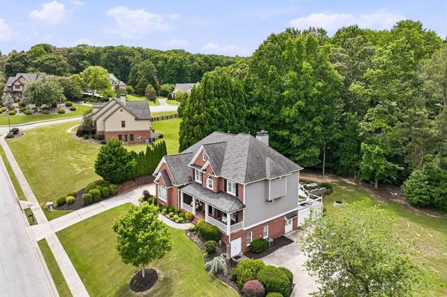 411 Hunting Hills Drive, Braselton, GA 30517
