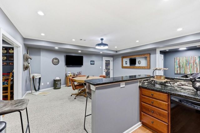 411 Hunting Hills Drive, Braselton, GA 30517