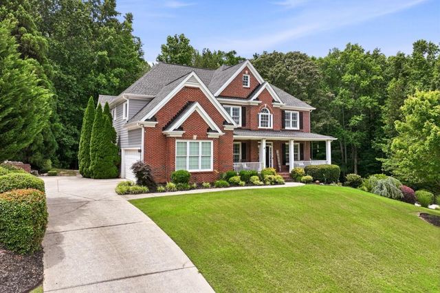 411 Hunting Hills Drive, Braselton, GA 30517
