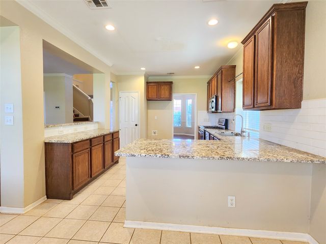2105 Clubside Drive, Corinth, TX 76210