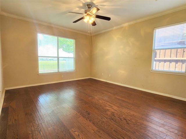 2105 Clubside Drive, Corinth, TX 76210