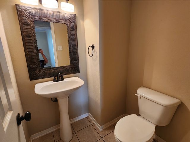 2105 Clubside Drive, Corinth, TX 76210
