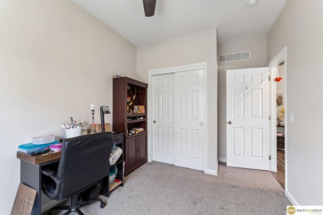 4716 N 210 Avenue, Elkhorn, NE 68022