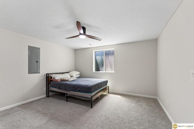 4716 N 210 Avenue, Elkhorn, NE 68022