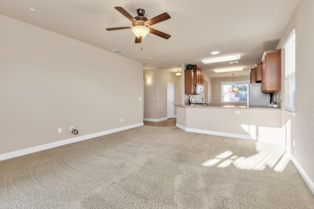 3065 Lennon Dr, Roseville, CA 95661