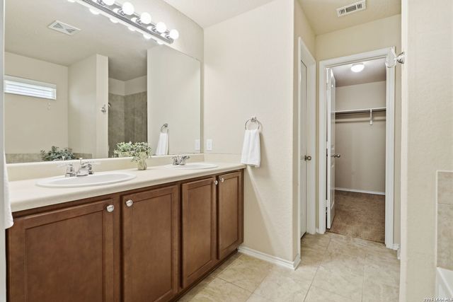 478 Eastern Phoebe, San Antonio, TX 78253