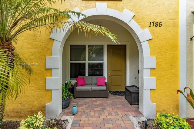 1785 NW 124th Place, Pembroke Pines, FL 33028