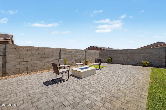 17315 W MISSION Lane, Waddell, AZ 85355