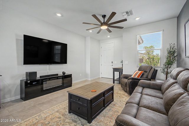 17315 W MISSION Lane, Waddell, AZ 85355