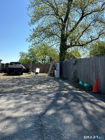 24 Lowe Street, Norwalk, CT 06854