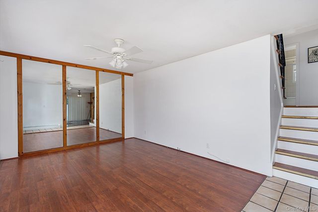 230 Yoakum Avenue, Farmingdale, NY 11735