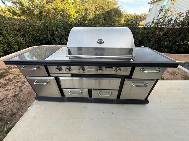 410 Summit Ridge DR N, Point Venture, TX 78645