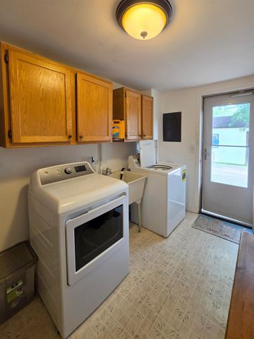 1306 Bradfield Street, Bay City, MI 48706