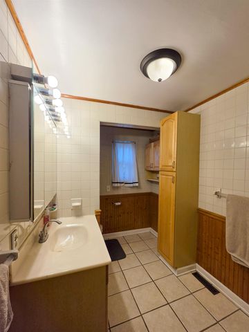 1306 Bradfield Street, Bay City, MI 48706