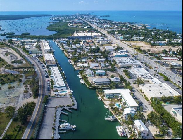5301 Ocean Ter 1, Marathon, FL 33050