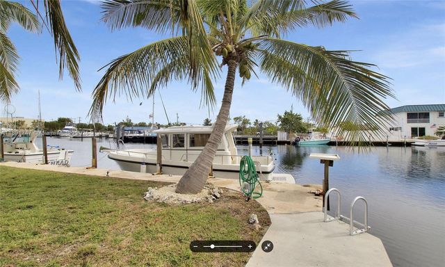 5301 Ocean Ter 1, Marathon, FL 33050