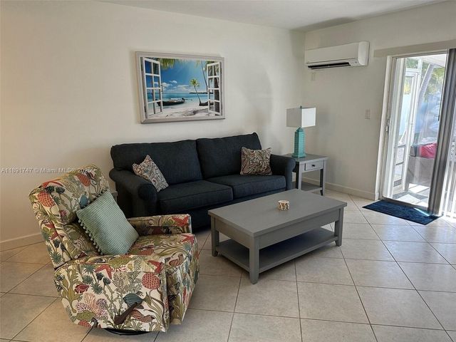 5301 Ocean Ter 1, Marathon, FL 33050