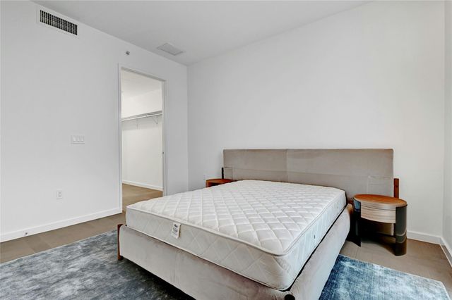 313 W 17th ST 2406, Austin, TX 78701