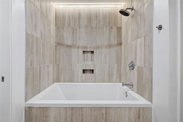 313 W 17th ST 2406, Austin, TX 78701