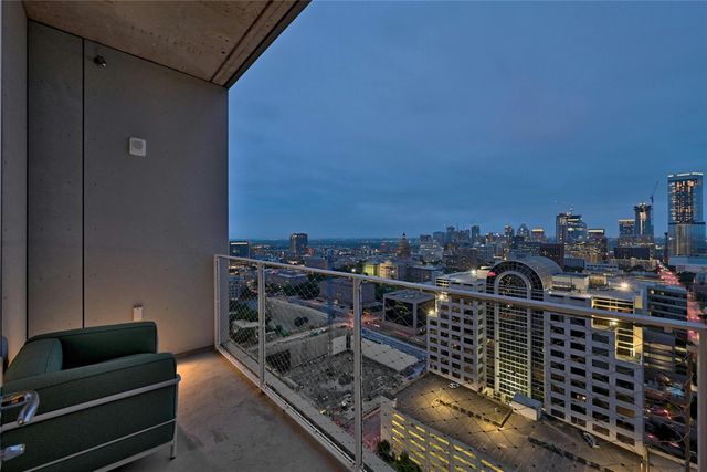 313 W 17th ST 2406, Austin, TX 78701