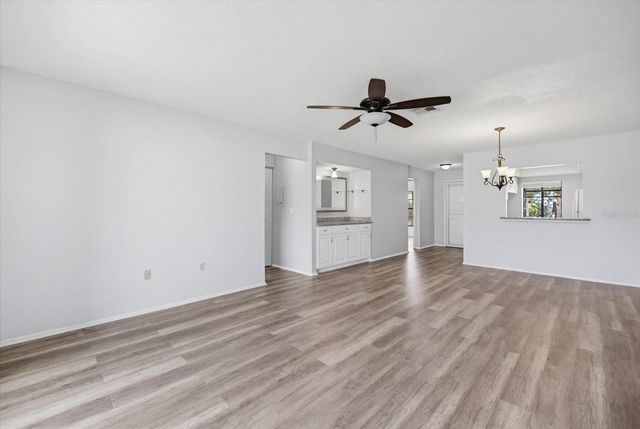 335 THREE LAKES LANE B, Venice, FL 34285