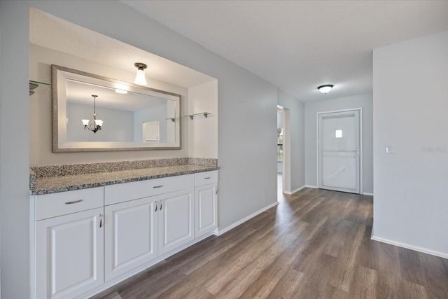 335 THREE LAKES LANE B, Venice, FL 34285